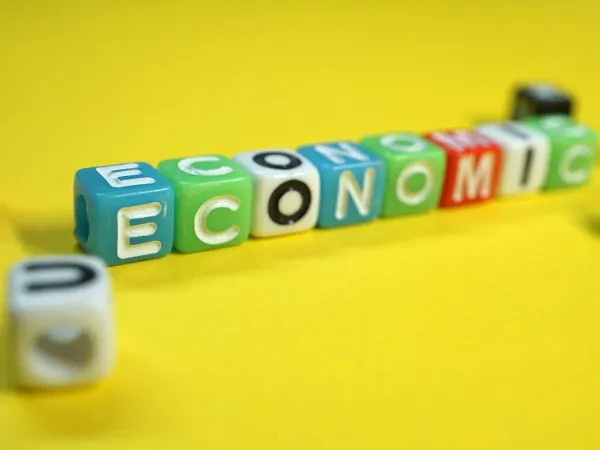 Games to Learn Economics